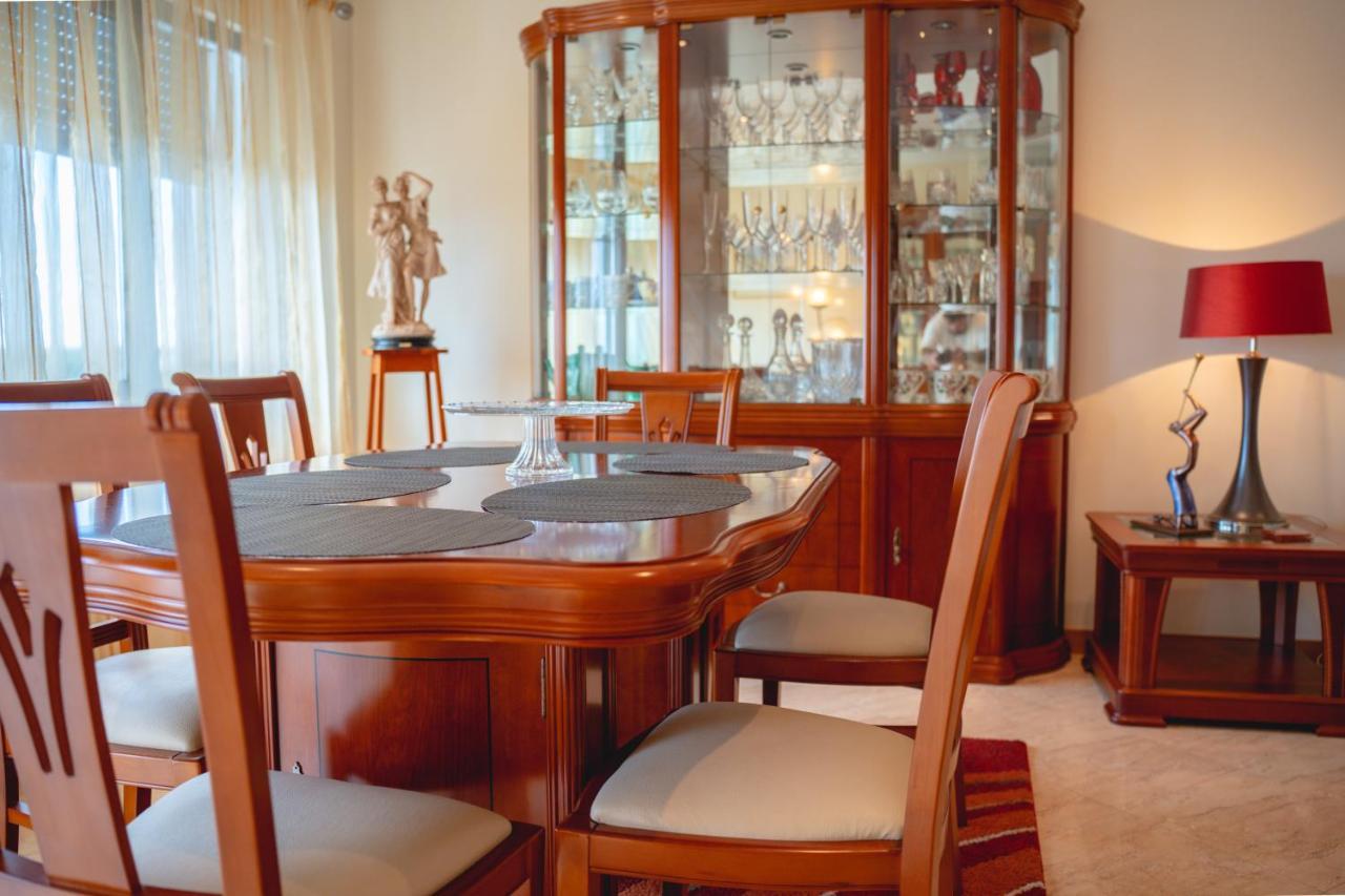 Large Modern Ponta Delgada Apartment ภายนอก รูปภาพ