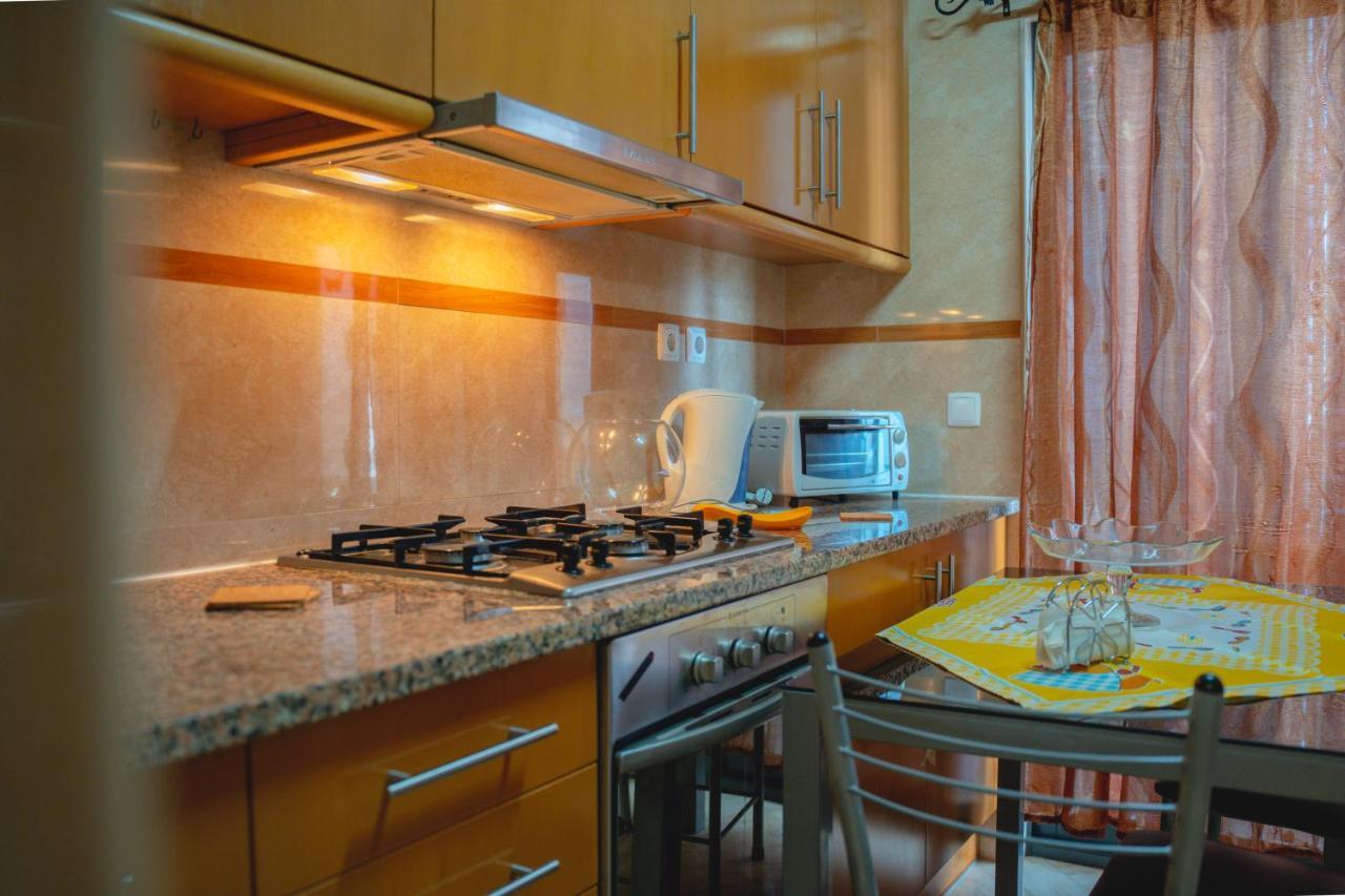 Large Modern Ponta Delgada Apartment ภายนอก รูปภาพ